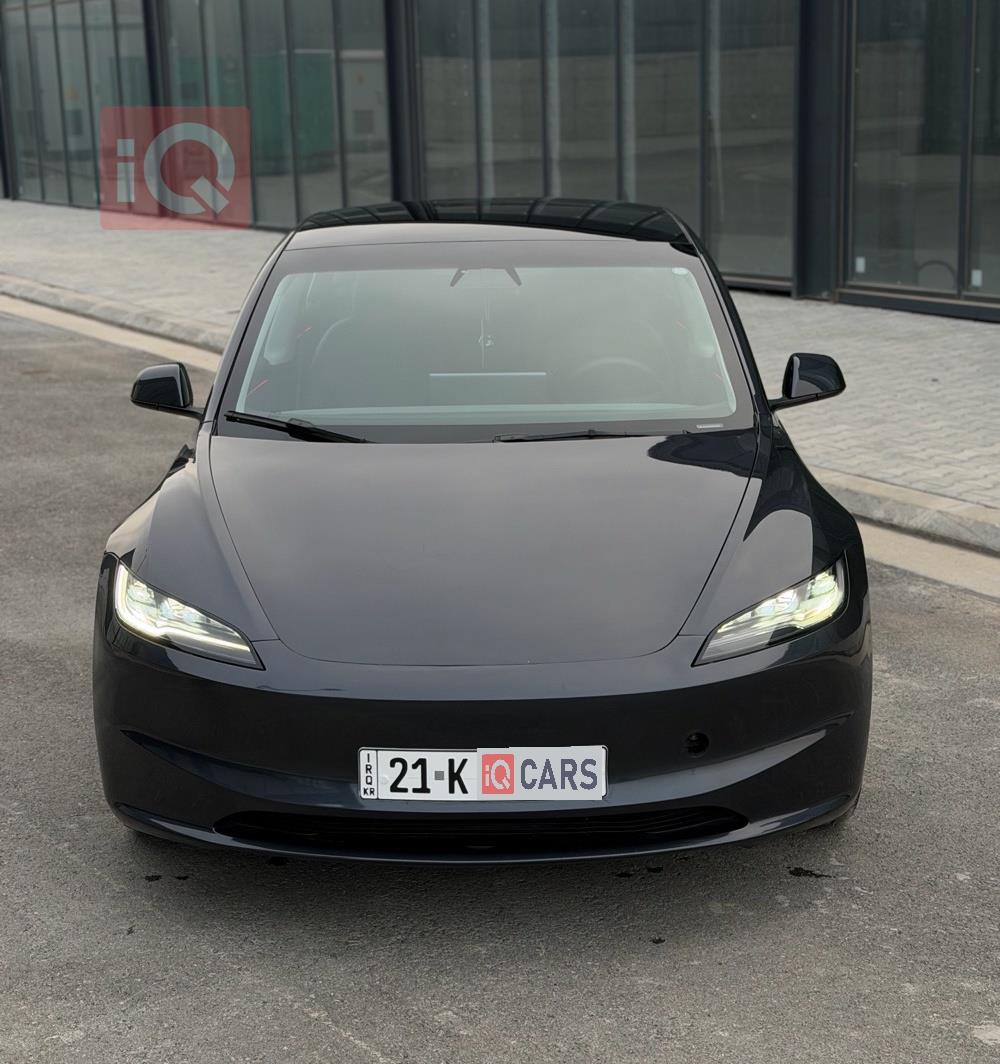 تسلا موديل 3